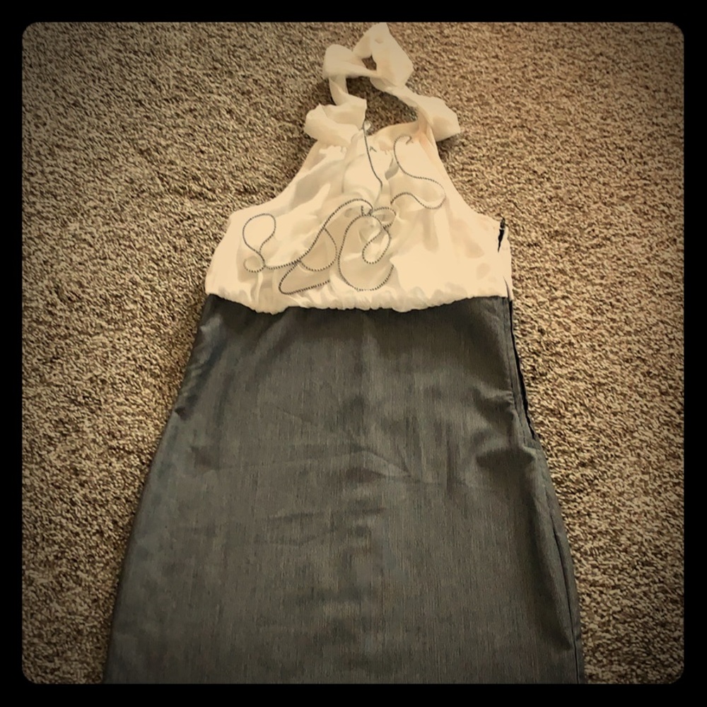 Women’s dress